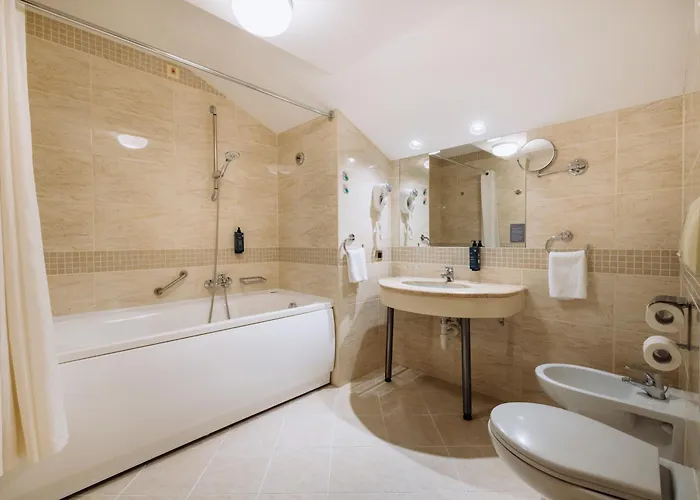 Hestia Jugend Hotel 4*