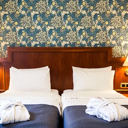 Hestia Jugend Hotell 4*