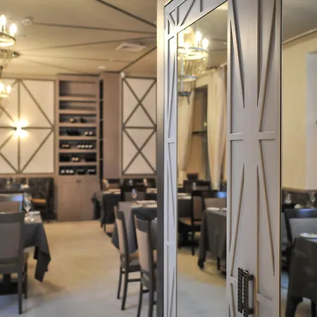 Hestia Jugend Hotel 4*