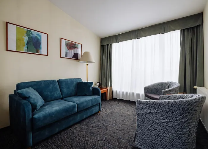 Hestia Jugend Hotel 4*