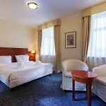 Hestia Jugend Hotel 4*